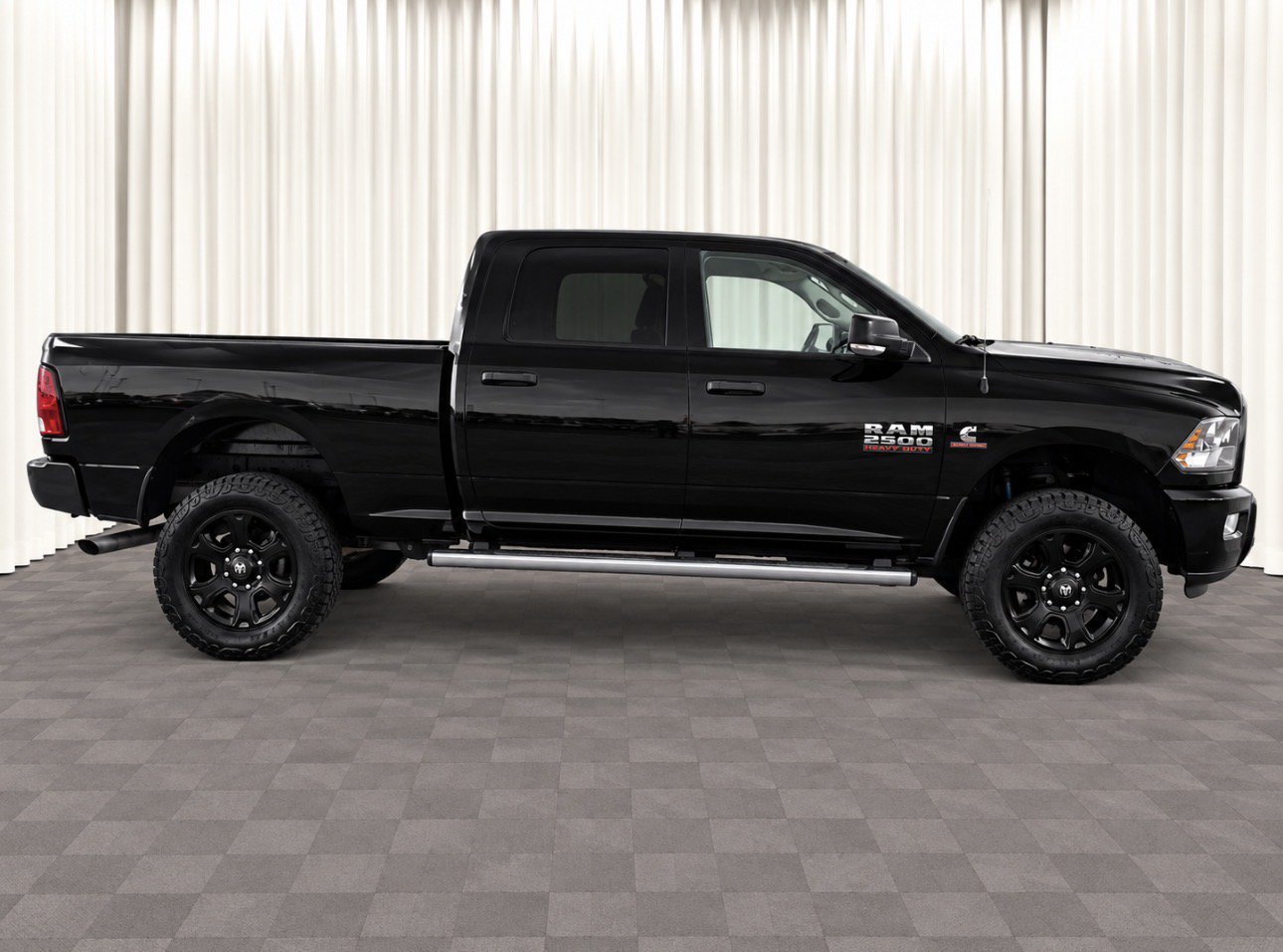Used 2016 RAM 2500 Big Horn w/ Black Appearance Group AWD/4WD image 2