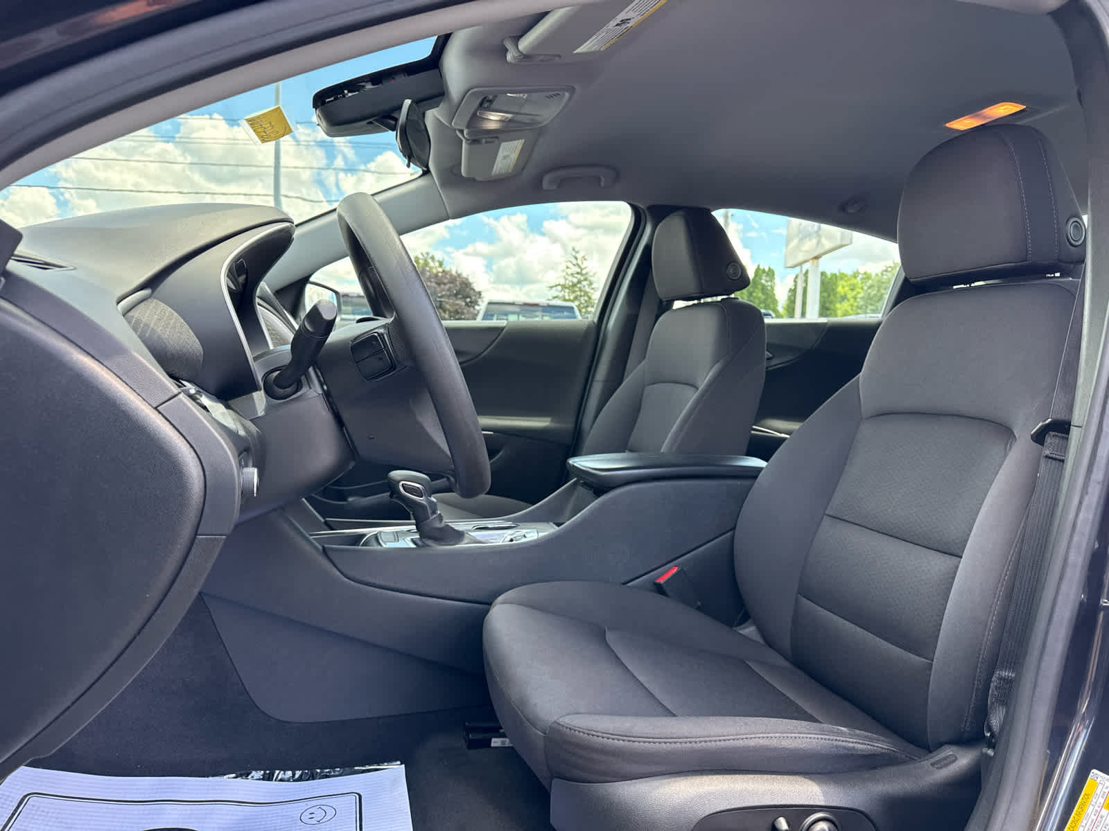 Used 2023 Chevrolet Malibu LT FWD image 11