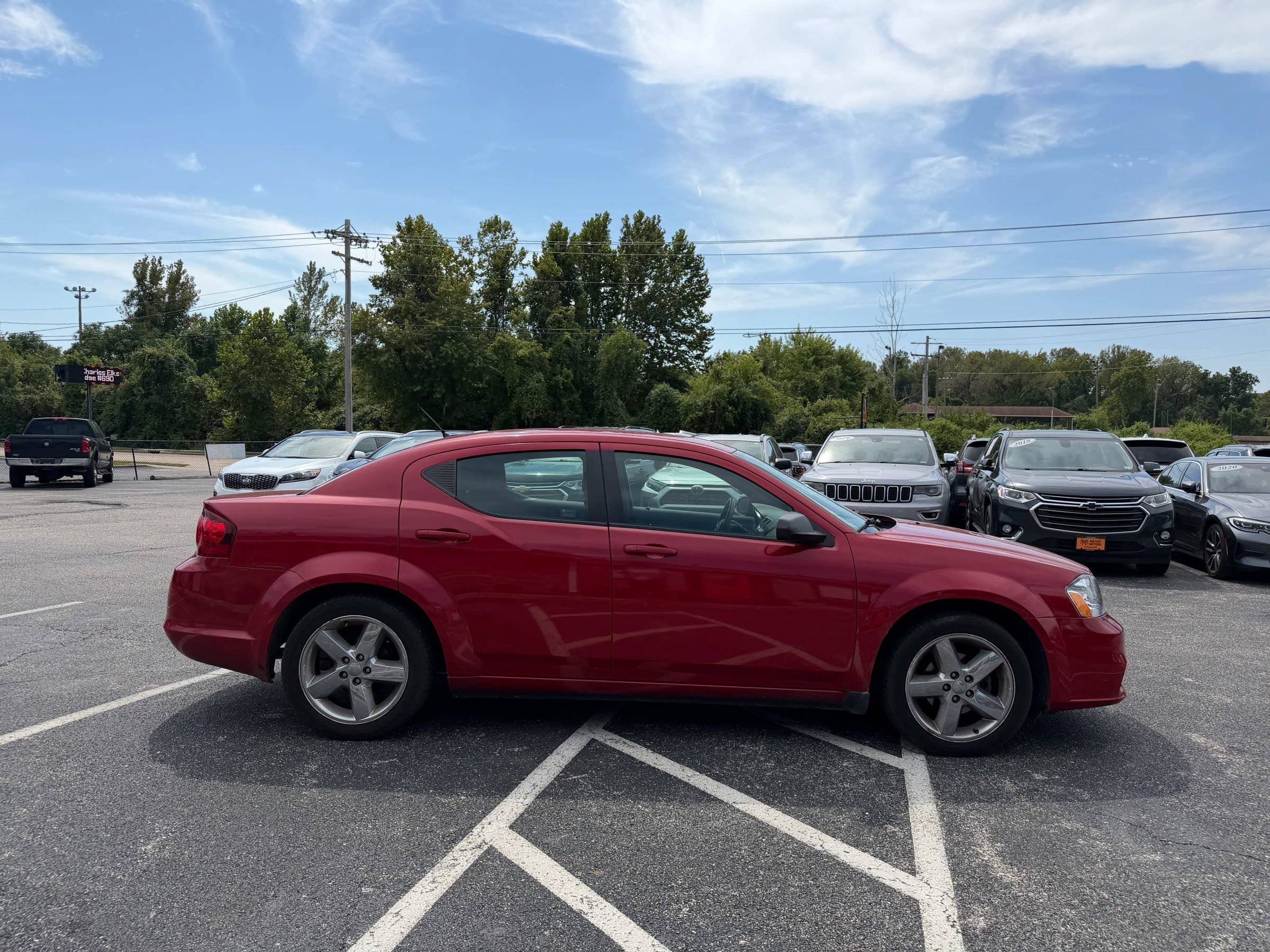 Used 2014 Dodge Avenger SE FWD image 5