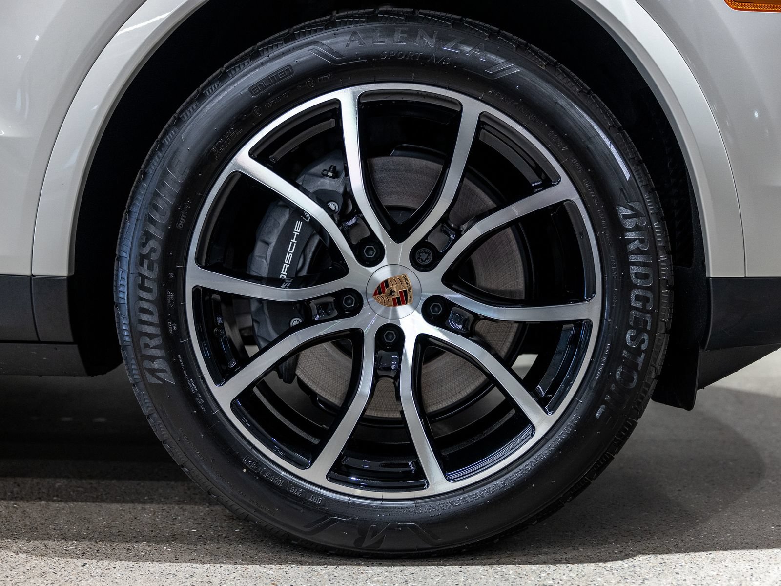 New 2026 Porsche Cayenne AWD/4WD image 21