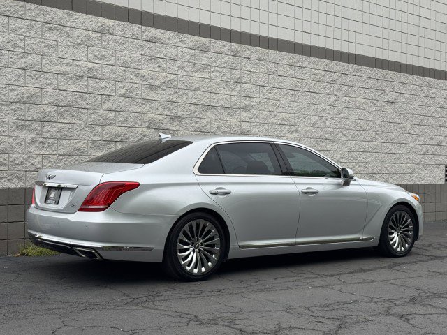 Used 2018 Genesis G90 5.0 Ultimate RWD image 16