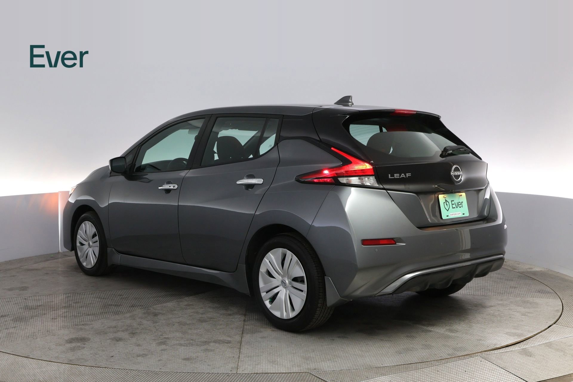 Used 2025 Nissan Leaf S FWD image 17