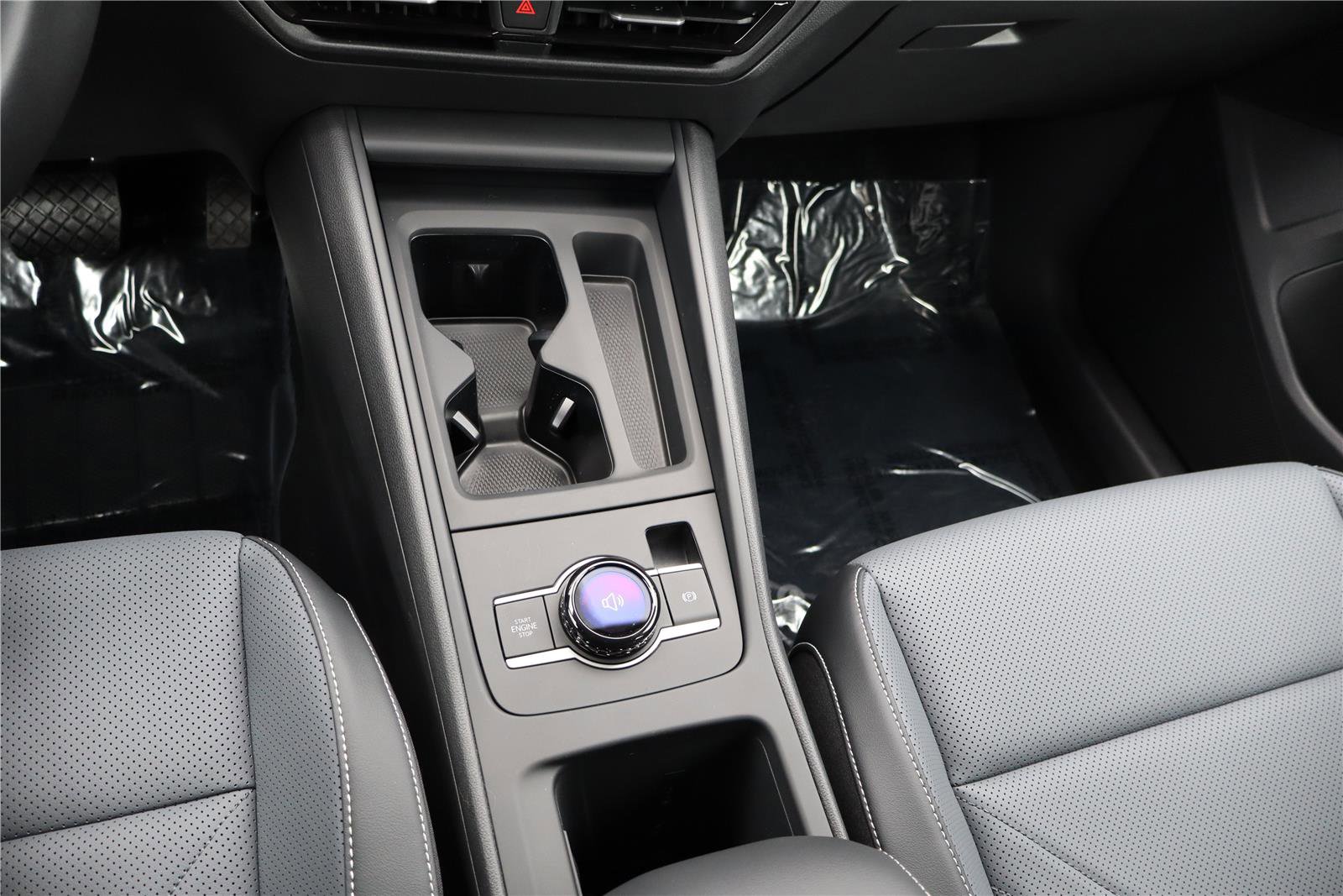 New 2026 Volkswagen Tiguan SE image 21