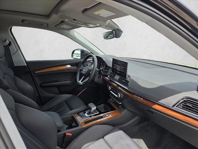 Certified 2023 Audi Q5 e Premium w/ Convenience Package image 11