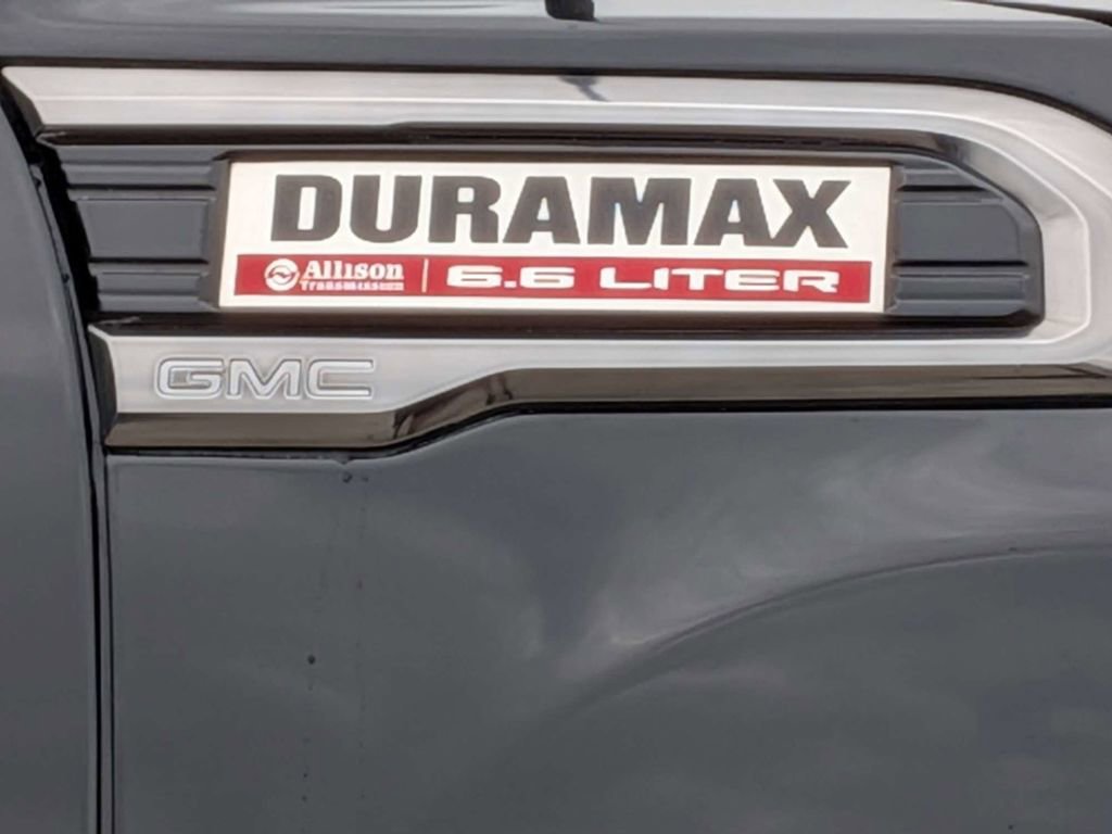 Used 2023 GMC Sierra 2500 AT4 w/ AT4 Premium Plus Package AWD/4WD image 12