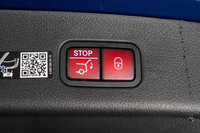 New 2026 Mercedes-Benz GLC 300 4MATIC image 33