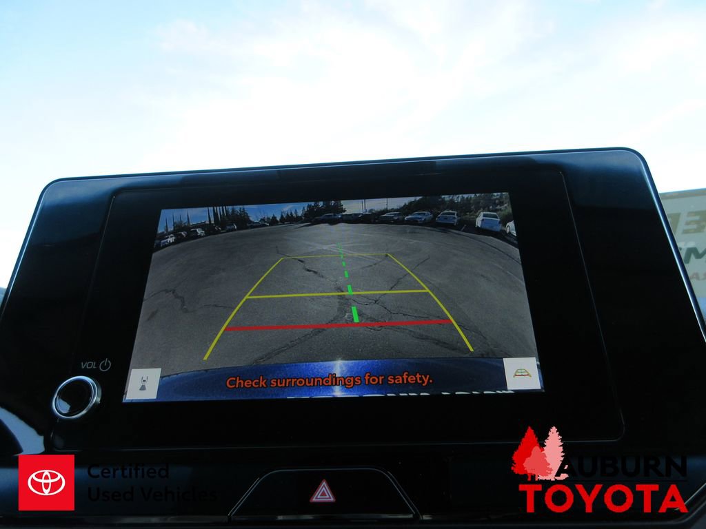 Certified 2024 Toyota Venza LE image 18