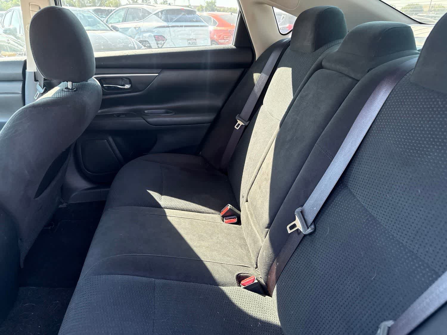 Used 2015 Nissan Altima 2.5 S w/ Power Driver Seat Package FWD image 9