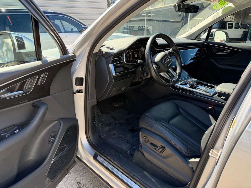 Used 2022 Audi Q7 Premium Plus w/ Premium Plus Package image 15