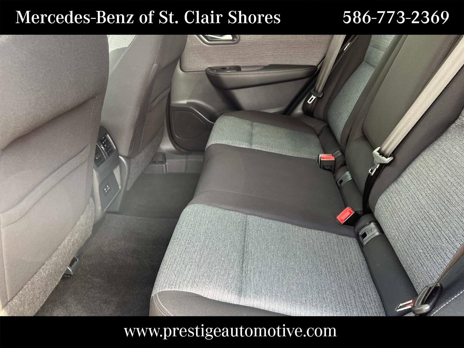 Used 2022 Nissan Rogue SV AWD/4WD image 15
