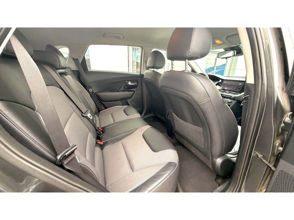 Used 2022 Kia Niro EX w/ Cold Weather Package image 11