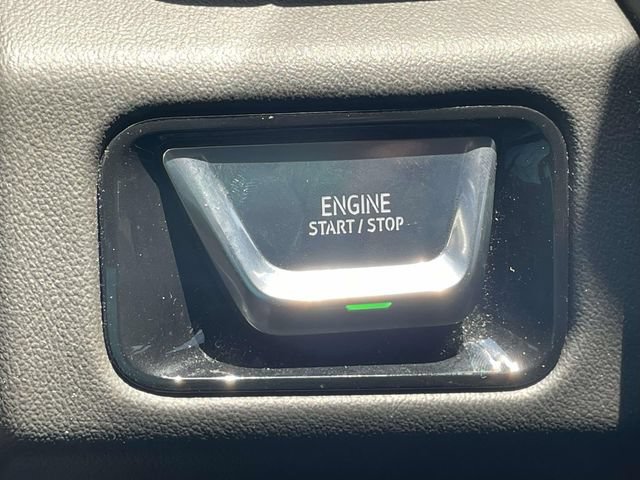 Used 2025 GMC Yukon XL Elevation AWD/4WD image 26
