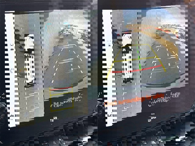 Used 2023 Toyota RAV4 Limited image 18