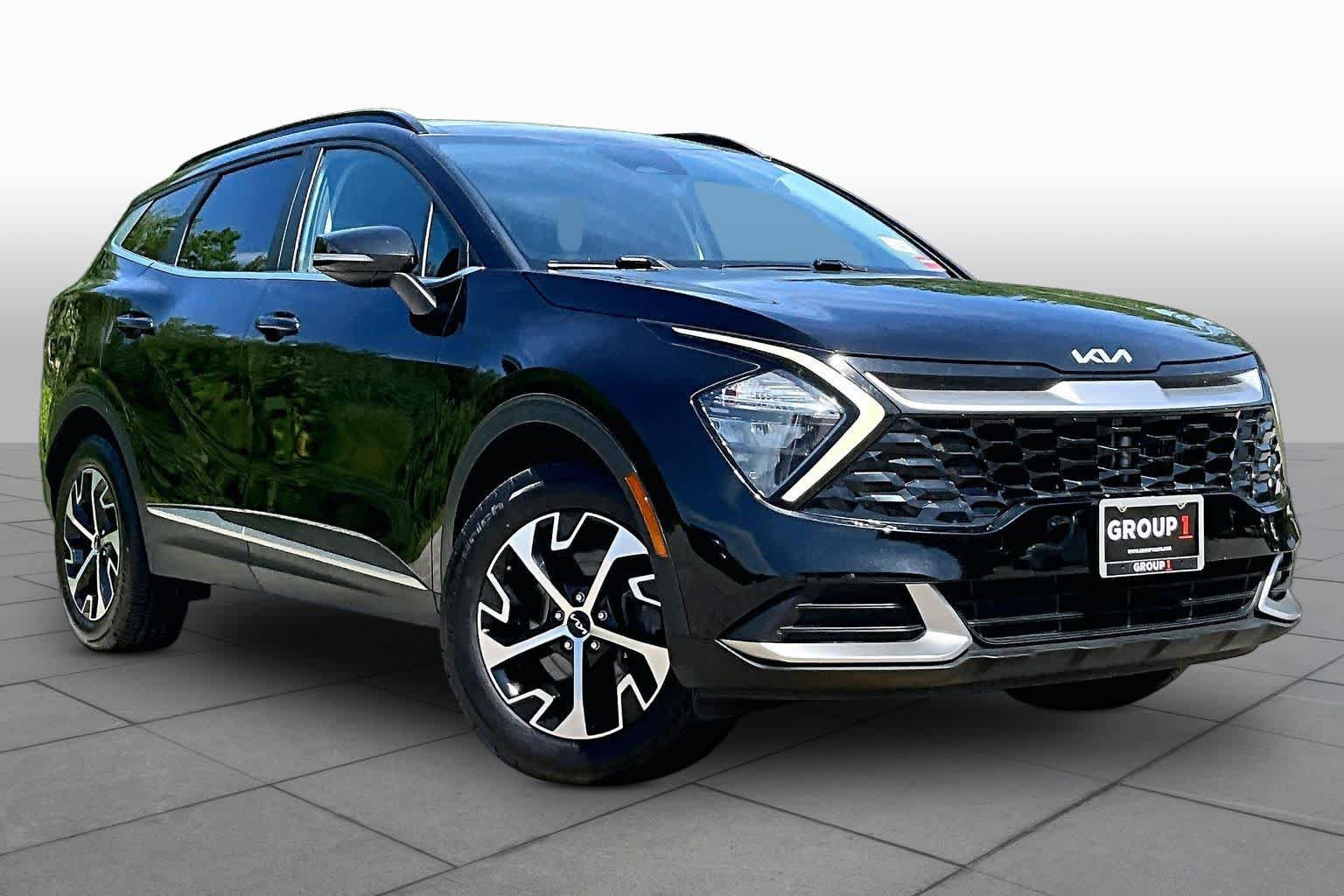 Used 2023 Kia Sportage EX w/ EX Premium Package AWD/4WD image 3
