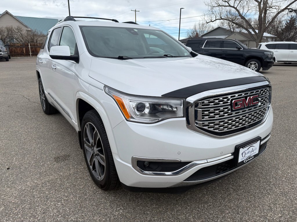 Used 2018 GMC Acadia Denali w/ Technology Package image 4
