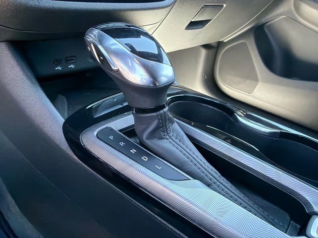 Used 2024 Buick Envista Sport Touring w/ Convenience I Package FWD image 32