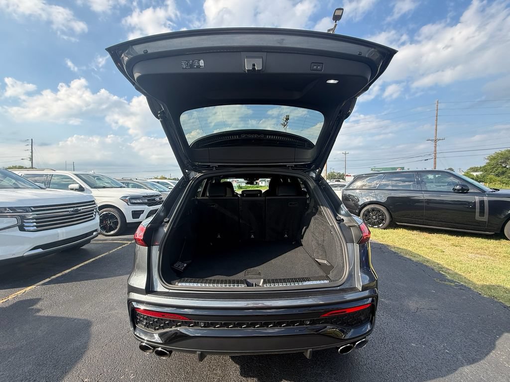 Used 2025 Audi SQ5 Premium Plus AWD/4WD image 5