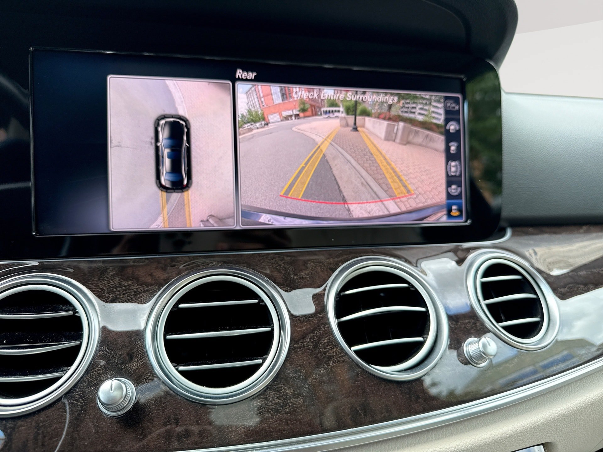 Used 2019 Mercedes-Benz E 300 w/ Premium 1 Package image 25