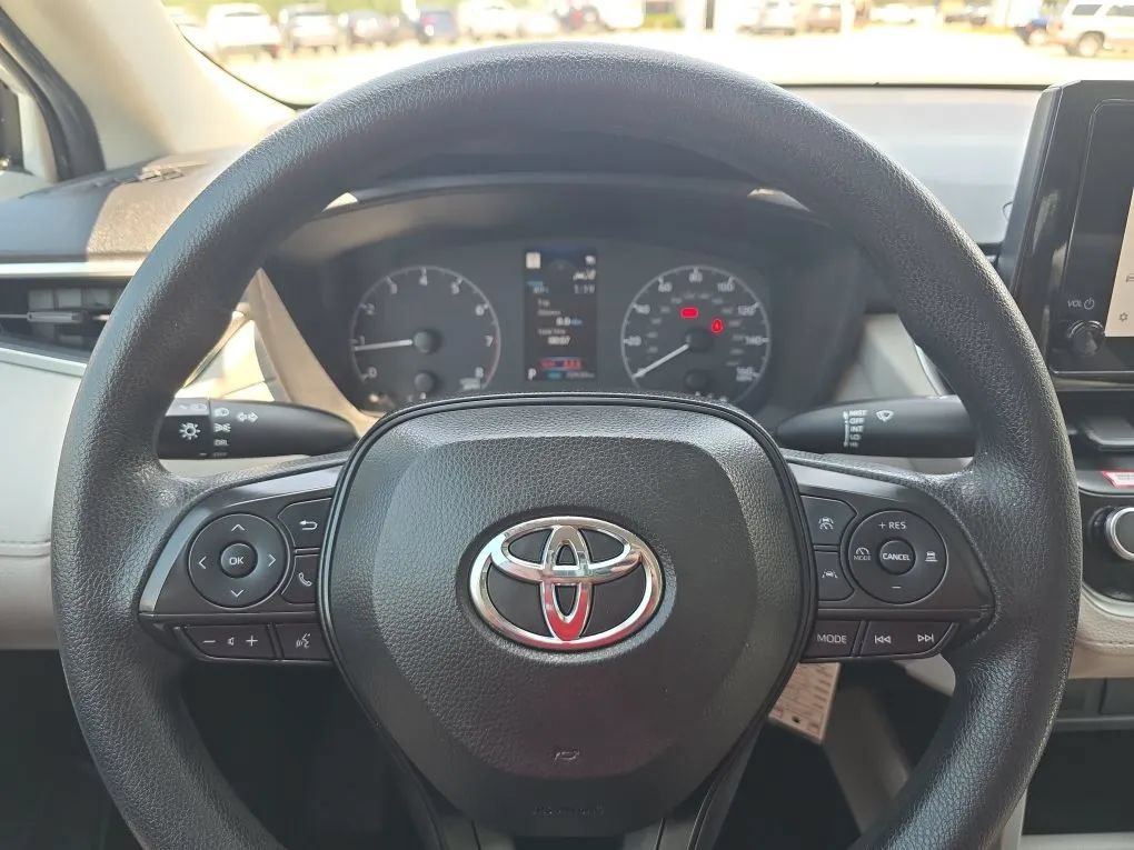 Used 2024 Toyota Corolla Cross L FWD image 15