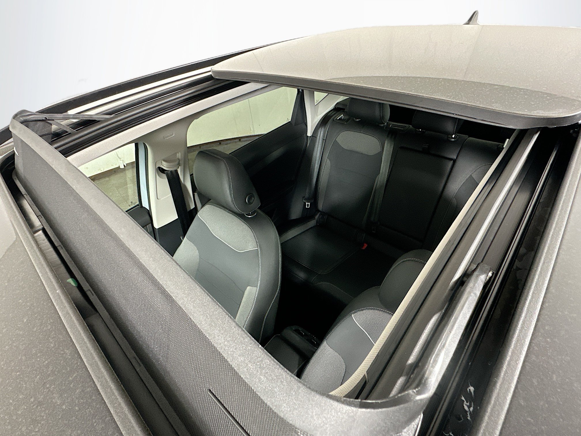 New 2026 Volkswagen Taos SE AWD/4WD image 20