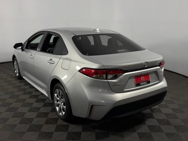 New 2026 Toyota Corolla LE FWD image 5