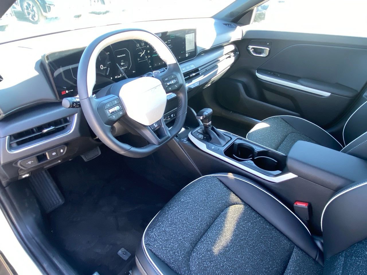 New 2025 Kia K4 GT-Line image 12