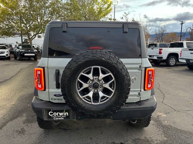Used 2024 Ford Bronco Badlands image 8