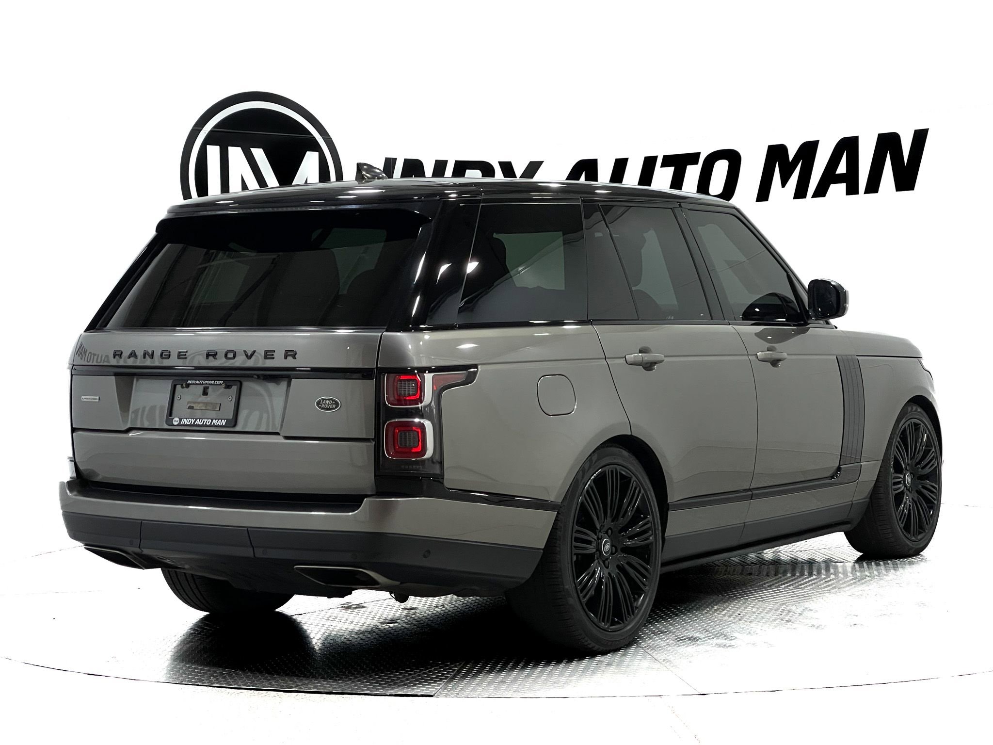 Used 2019 Land Rover Range Rover Supercharged AWD/4WD image 4