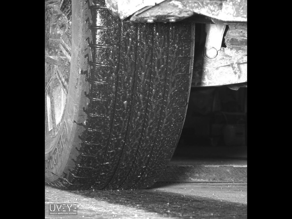 Used 2023 GMC Sierra 2500 AT4 w/ AT4 Preferred Package image 18