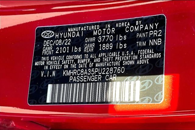 Used 2023 Hyundai Venue Limited image 14