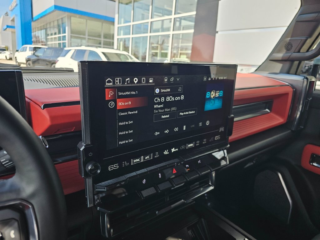 Used 2026 GMC Hummer EV 4x4 Crew Cab w/ Carbon Fiber Edition Package image 28