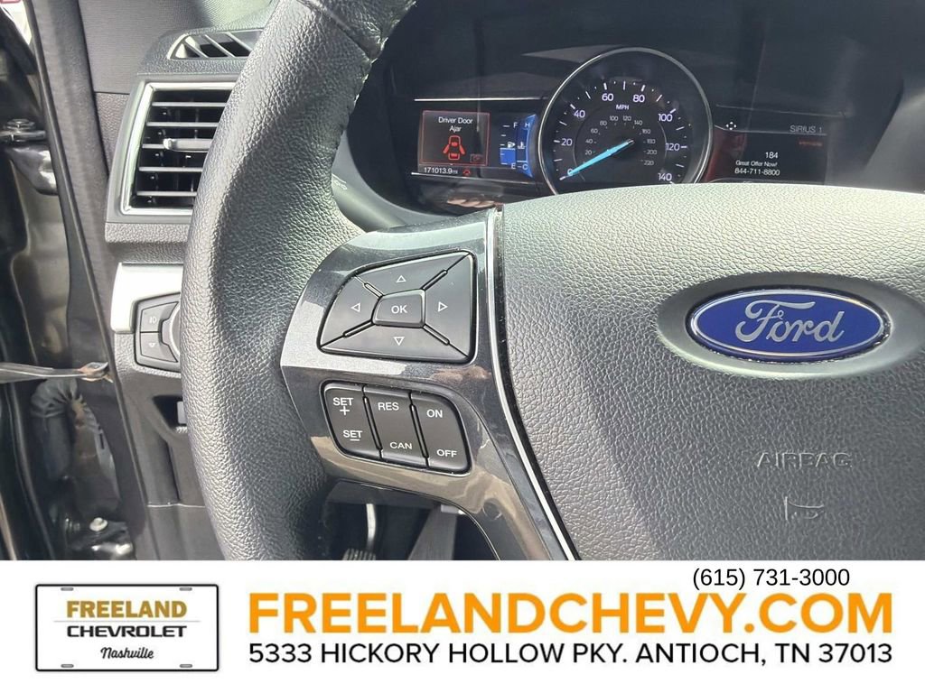 Used 2018 Ford Explorer Limited image 28