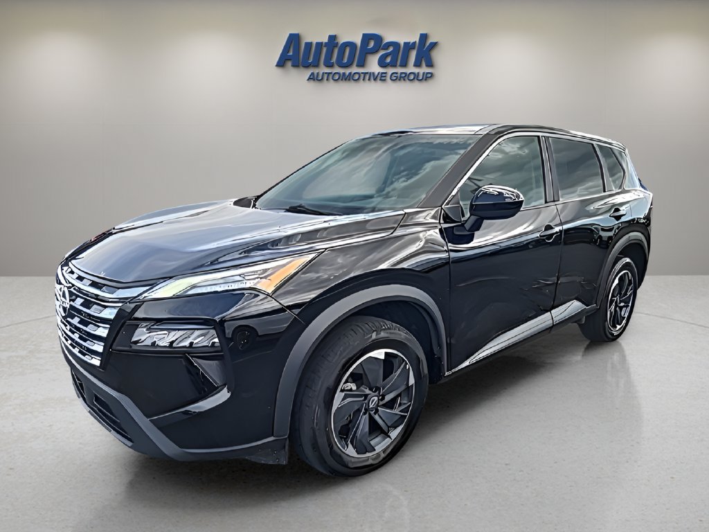Used 2025 Nissan Rogue SV AWD/4WD image 3