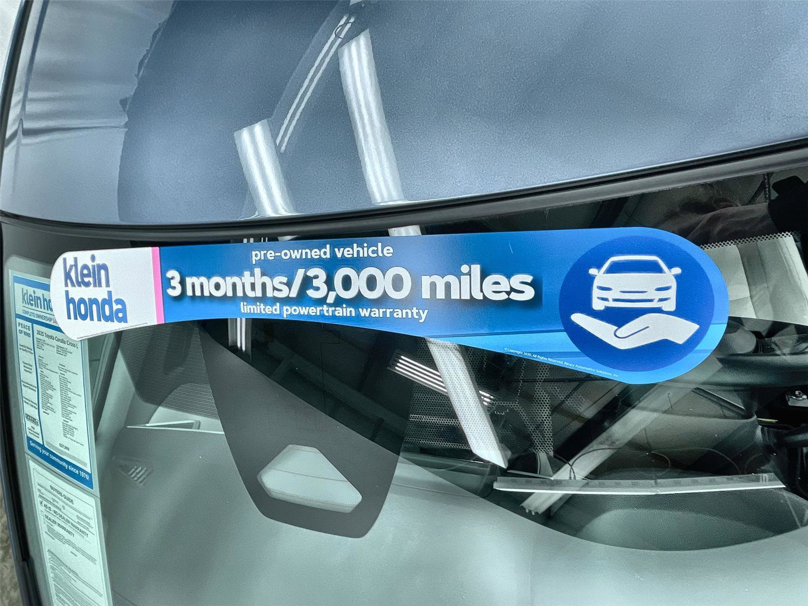 Used 2025 Toyota Corolla Cross L image 26