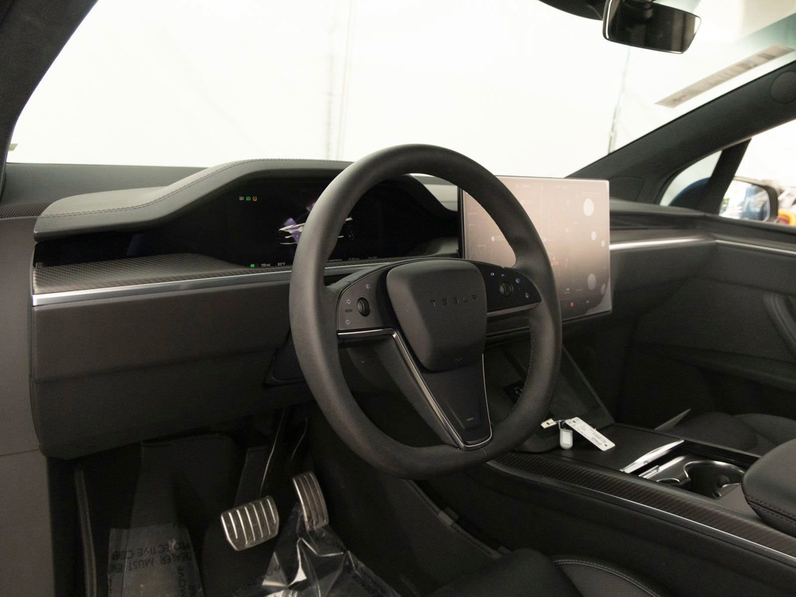 Used 2024 Tesla Model X Plaid AWD/4WD image 15