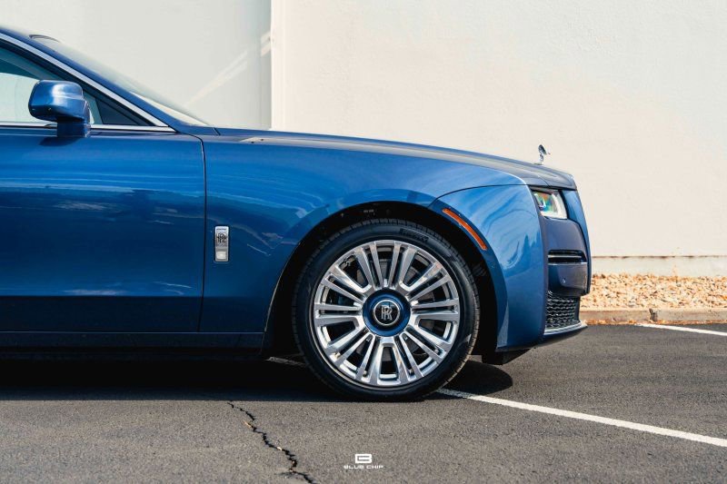 Used 2023 Rolls-Royce Ghost w/ Ghost Package image 7