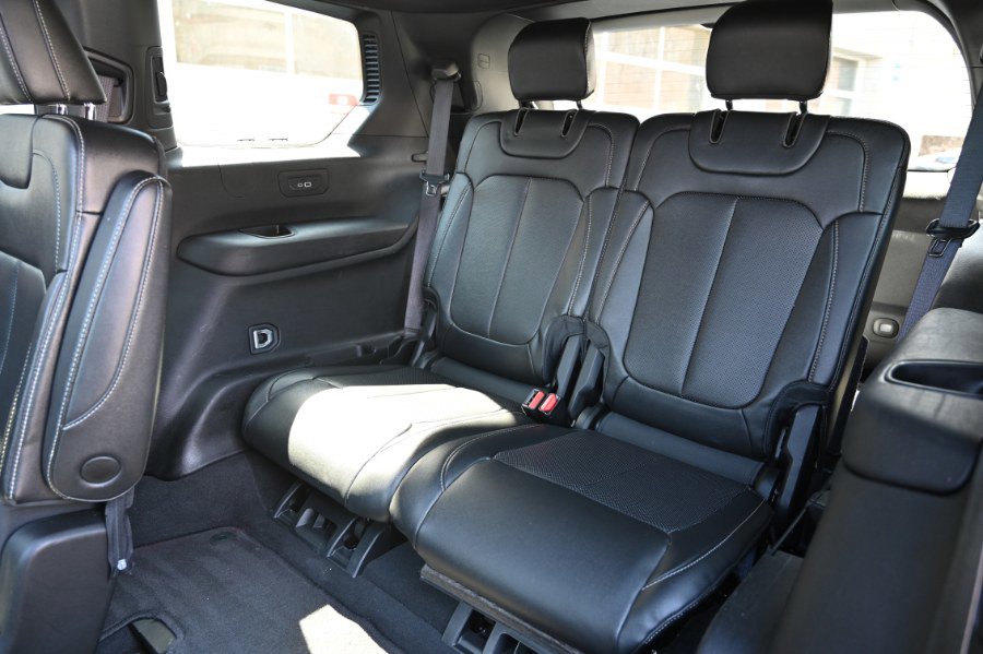 Used 2024 Jeep Grand Cherokee L Limited w/ Luxury Tech Group II AWD/4WD image 21