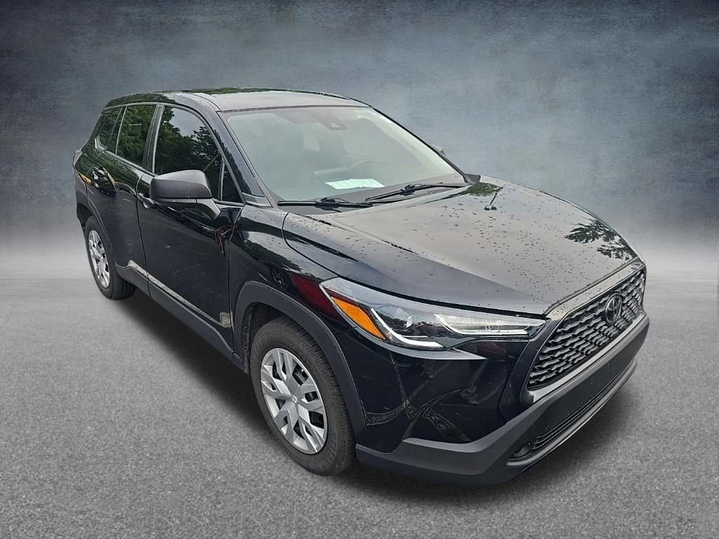 Used 2022 Toyota Corolla Cross L AWD/4WD image 10
