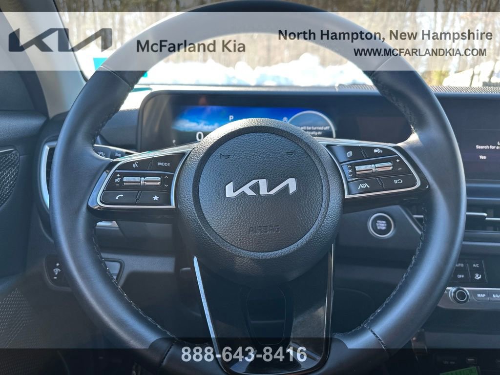 Used 2024 Kia Seltos EX image 16