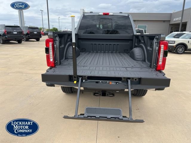 New 2026 Ford F350 Lariat image 25