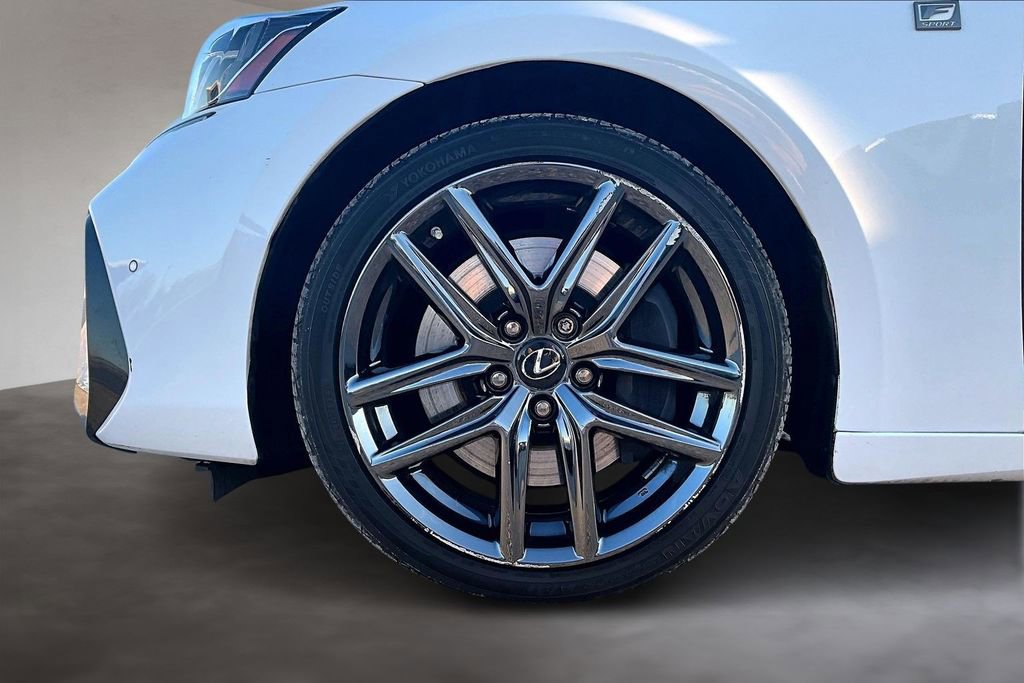 Used 2019 Lexus IS 300 image 33