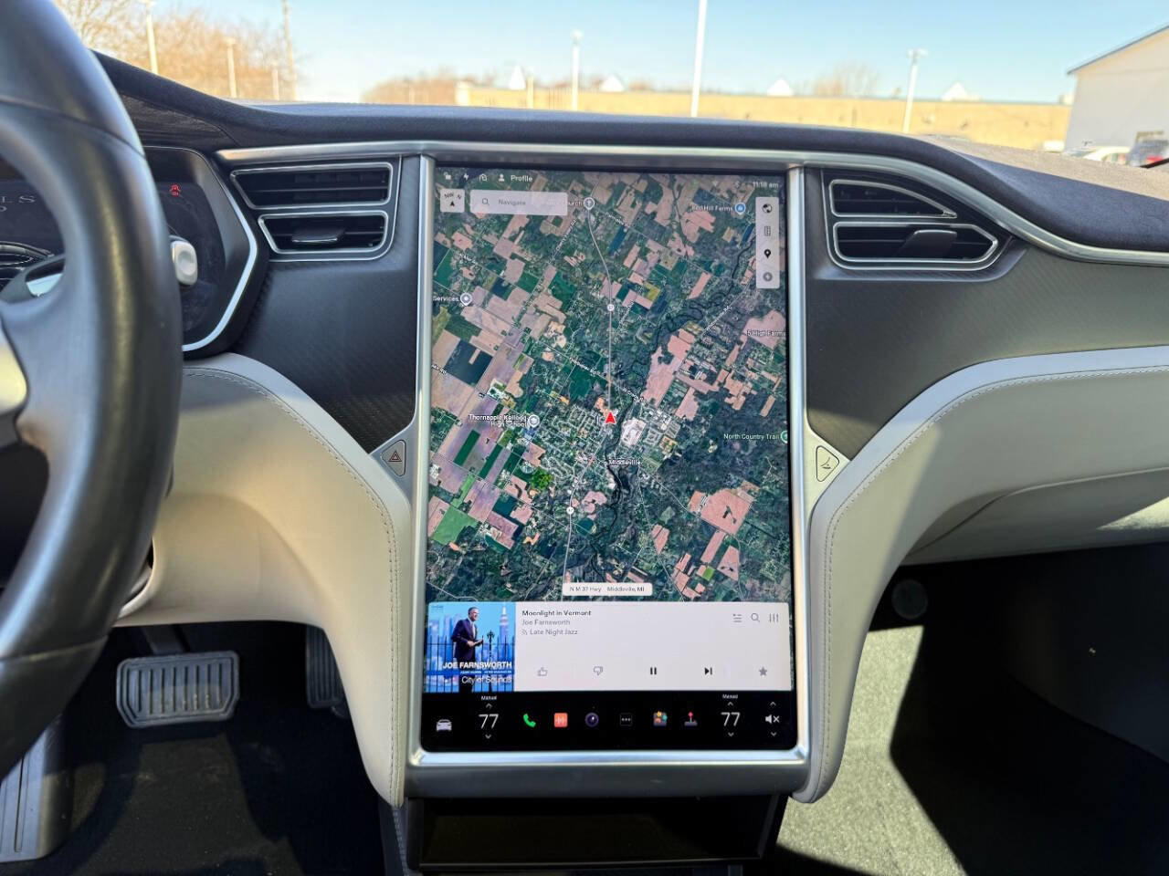 Used 2015 Tesla Model S 85D image 16