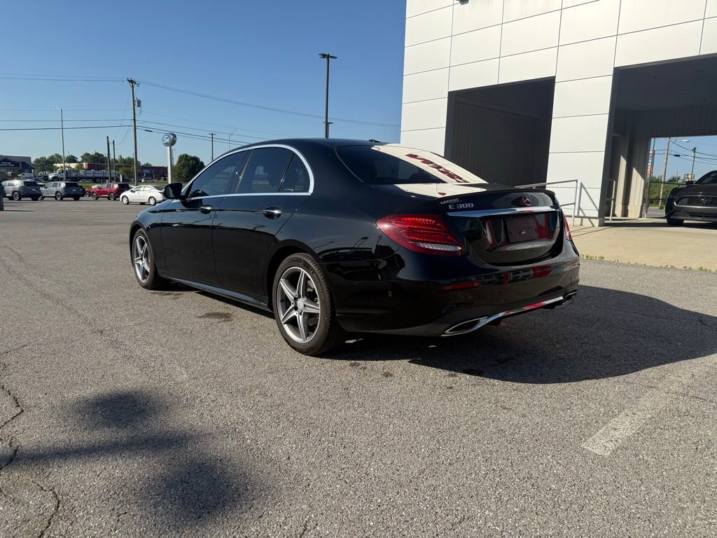 Used 2017 Mercedes-Benz E 300 4MATIC image 7