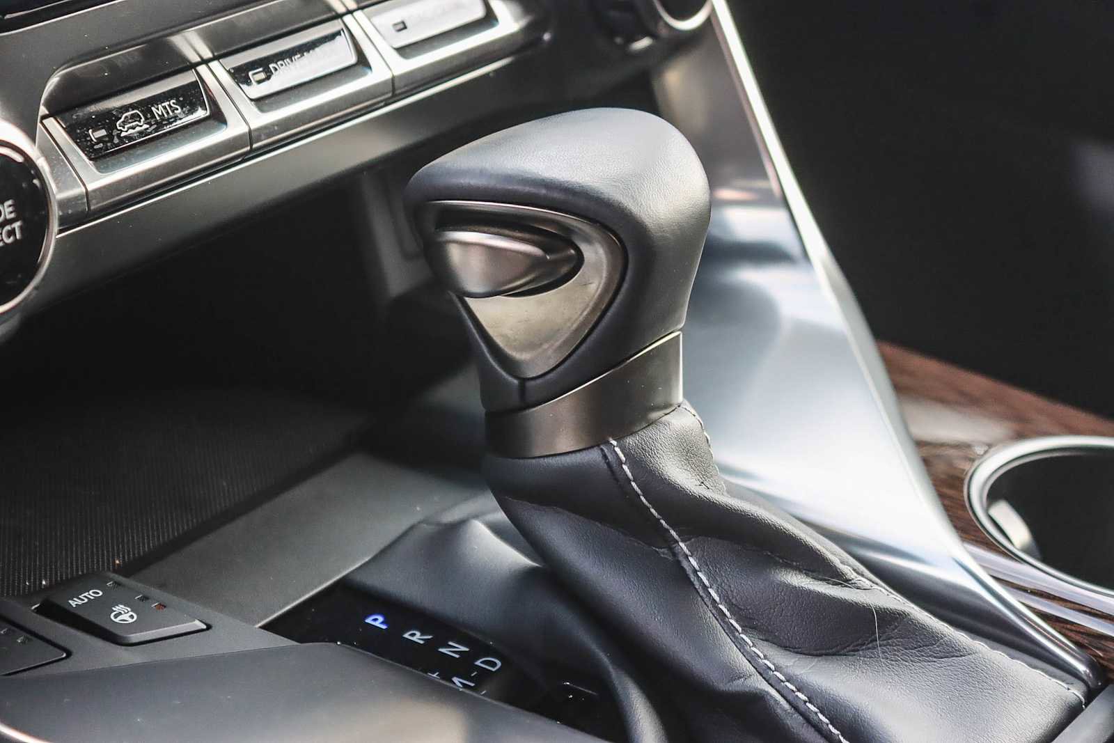 Used 2023 Lexus LX 600 4WD w/ Ultra Luxury Package image 17