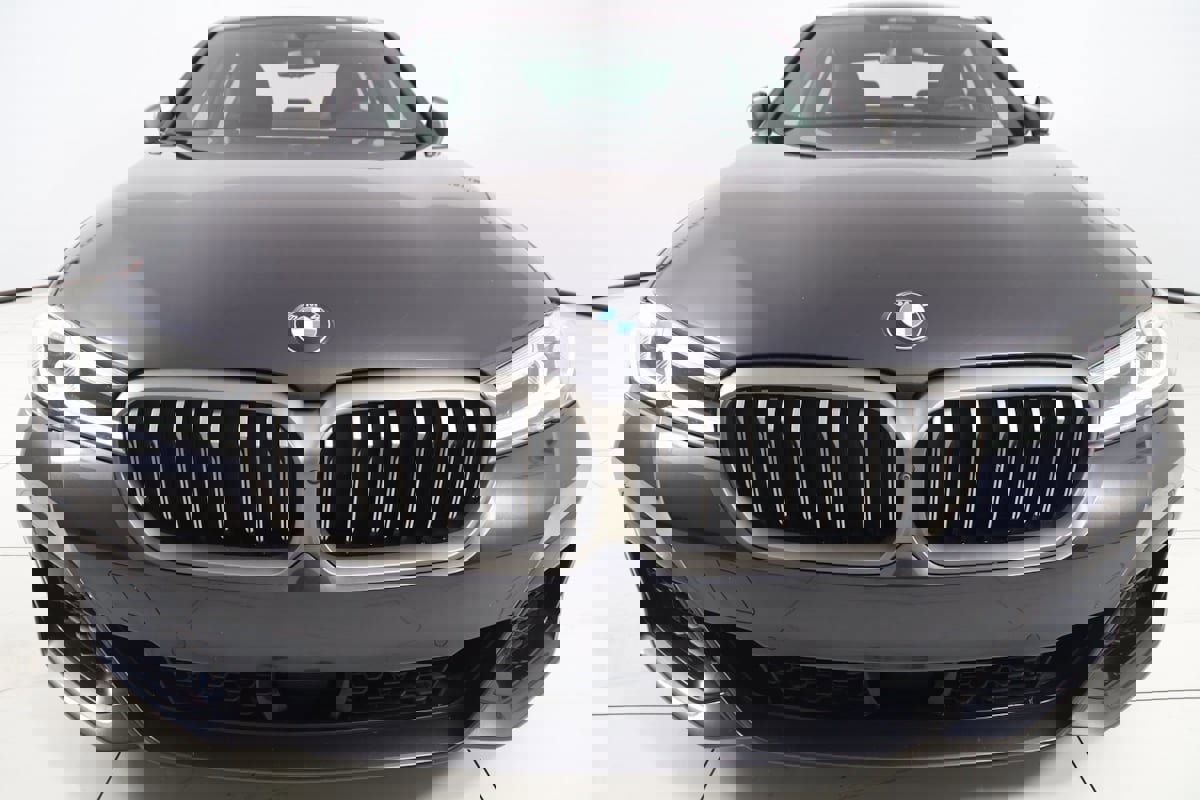 Used 2023 BMW M550i xDrive image 26