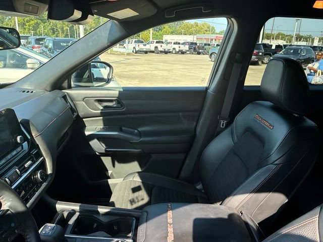 Used 2023 Nissan Pathfinder Rock Creek AWD/4WD image 16