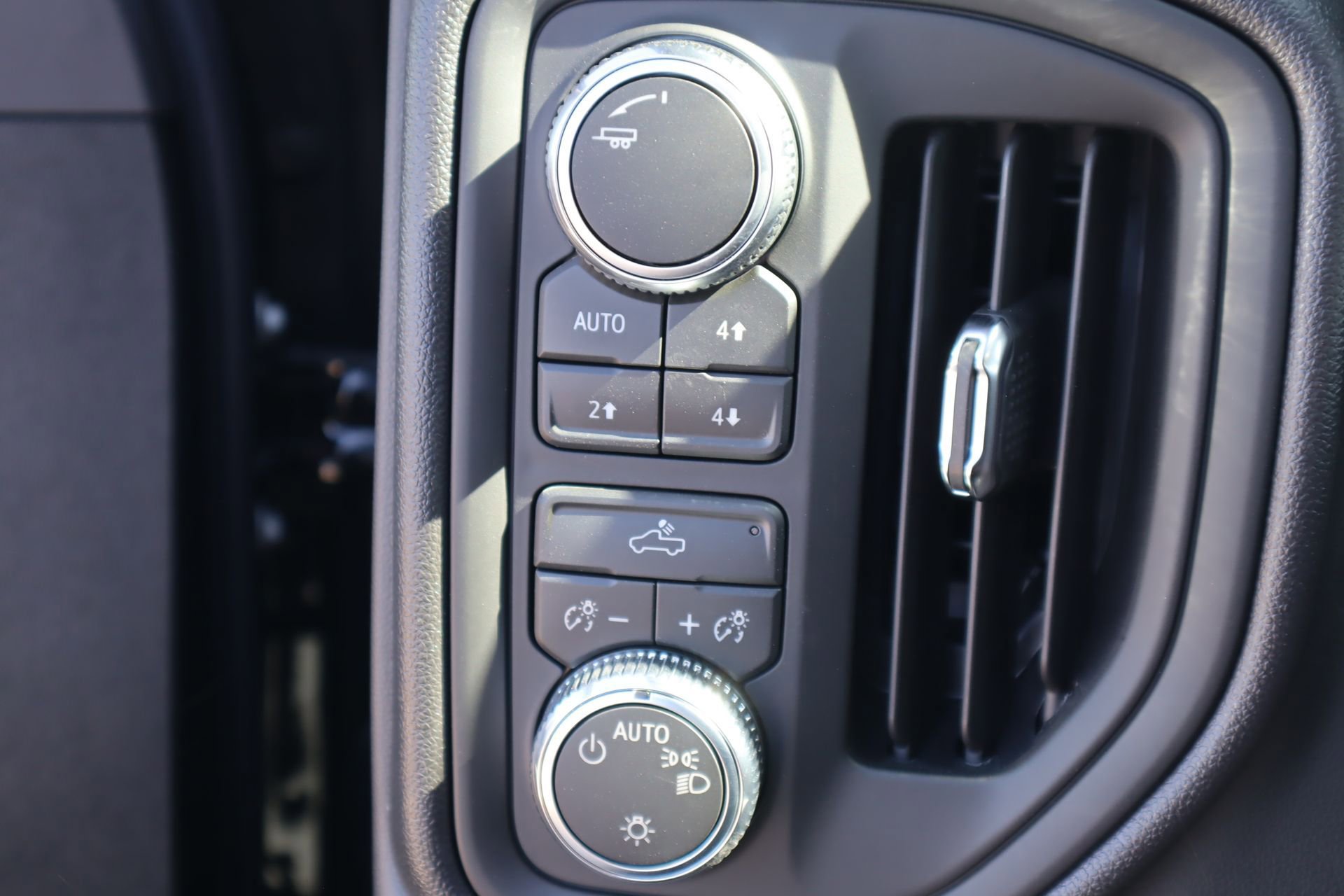 New 2026 GMC Sierra 1500 Pro w/ Pro Value Package image 7