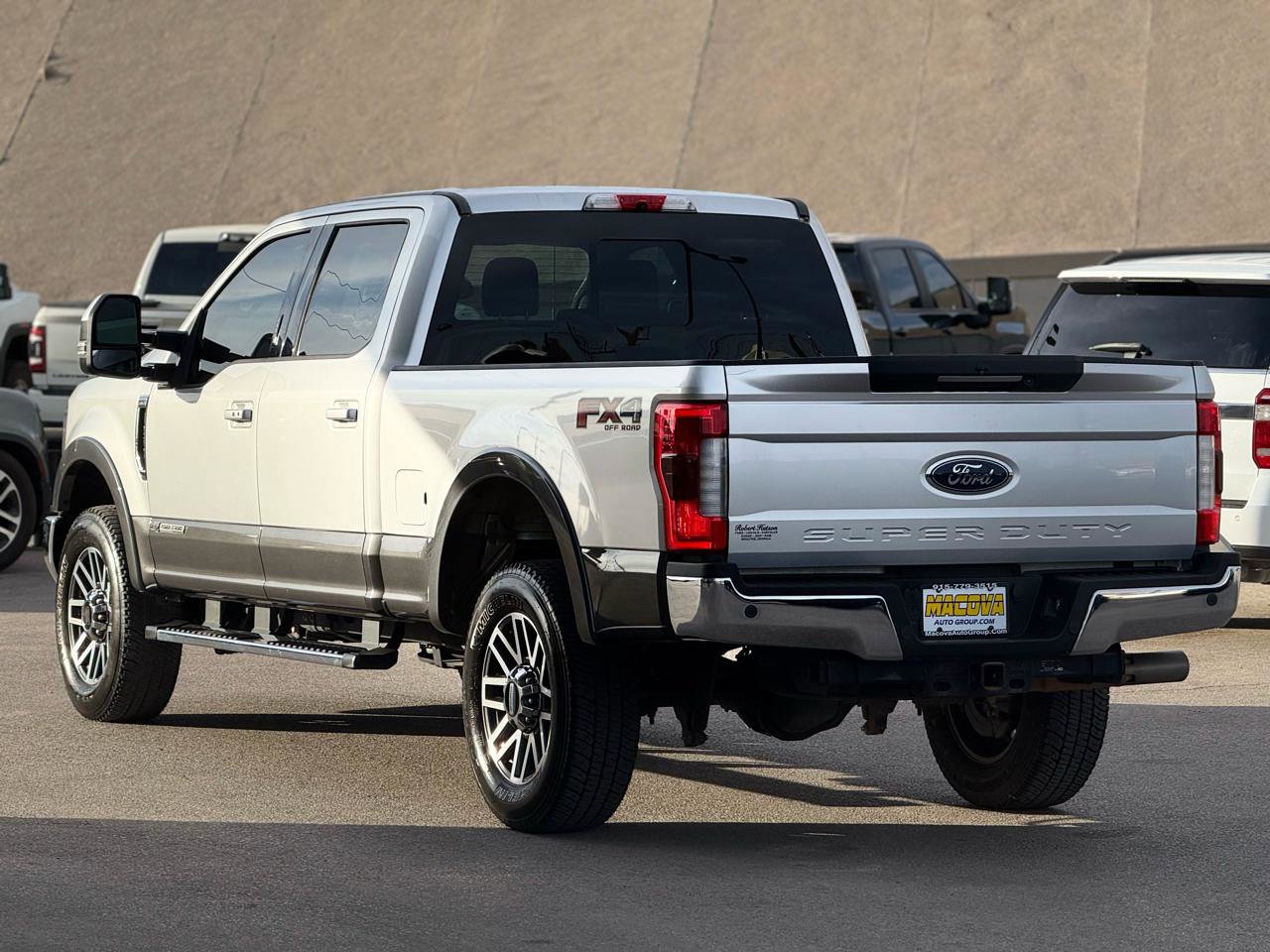 Used 2019 Ford F250 Lariat w/ Lariat Ultimate Package AWD/4WD image 5