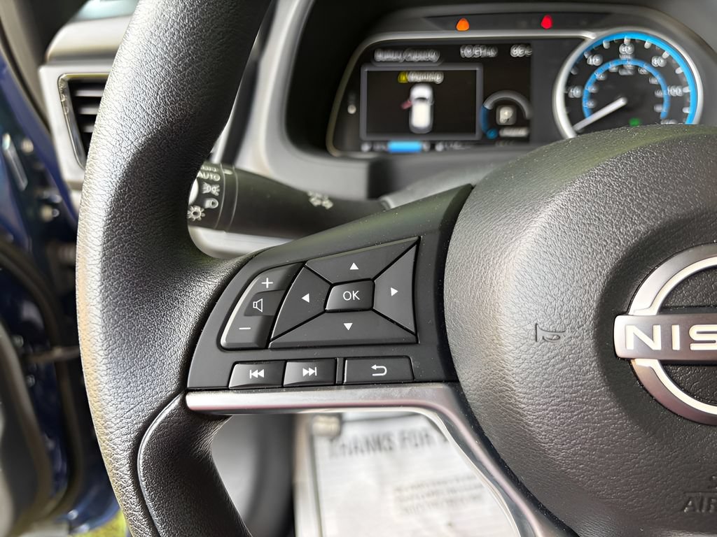 Used 2025 Nissan Leaf S FWD image 15