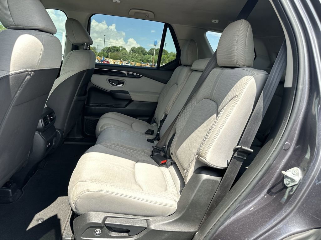 Used 2023 Honda Pilot LX image 27